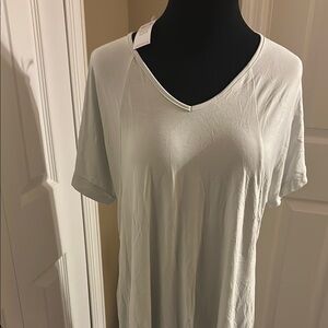 Agnes & Dora Gray Short Sleeve Relaxed T-Shirt-Love Top